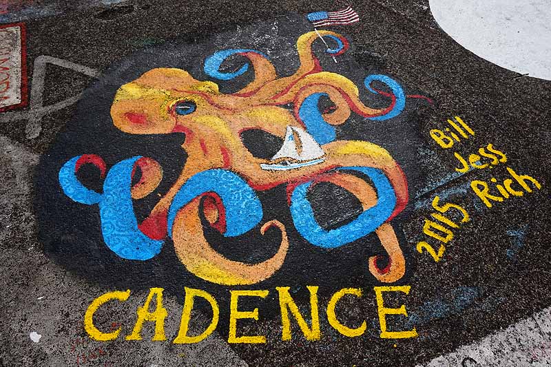 fake travel news - street art meets parallel worlds