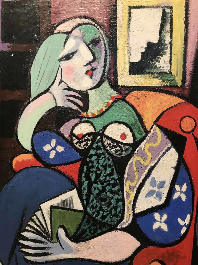 fake travel news - wine contest at art museum
