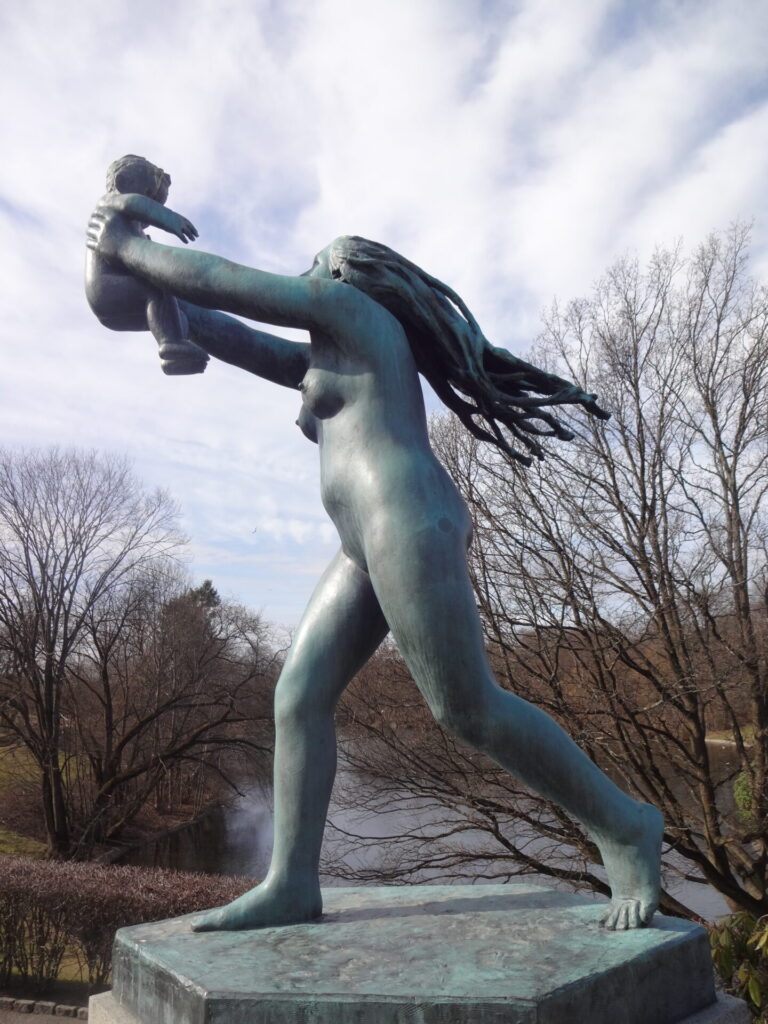 Fake Travel News: Statue at Vigeland Park in Oslo, Norway